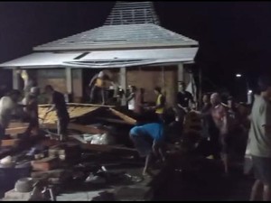 Diterjang Puting Beliung, Rumah Warga di Sugio Lamongan Rata dengan Tanah