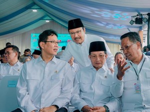 Gus Ipul & Para Menteri Dampingi Presiden Resmikan Operasional 1.061 KDMP