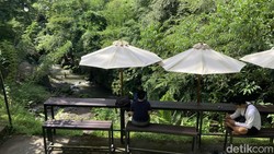 Angkringan The Beji, Hidden Gem Kuliner dengan Pemandangan Sungai di Klungkung