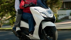 Suzuki Burgman 150 cc Meluncur, Siap Obrak-abrik Pasar Nmax dan PCX