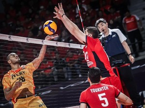 Foolad Sirjan Tumbangkan JTEKT Stings, Melaju ke Final AVC 2026