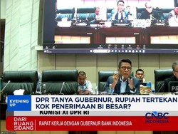 DPR Tanya Gubernur, Rupiah Tertekan Kok Penerimaan BI Besar