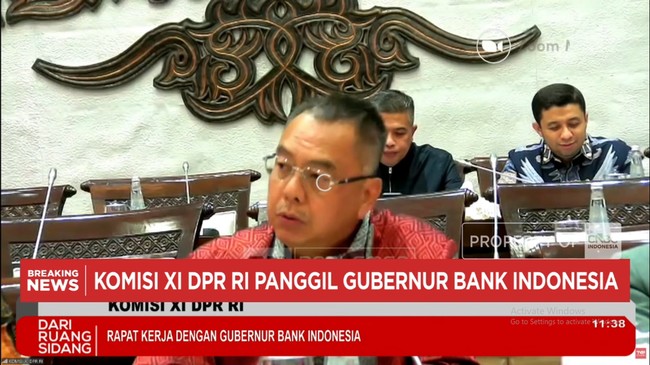 Video: DPR Panggil Bos Bank Indonesia Bahas Sebab Anjloknya Rupiah