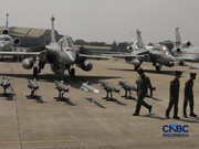 Pesawat jet tempur Multi-Role Combat Aircraft (MRCA) Rafale, A400M MRTT, Falcon 8X, Smart Weapon Hammer dan Missile Meteor di Lanud Halim Perdana Kusuma, Jakarta, Senin (18/5/2026). (CNBC Indonesia/Muhammad Sabki)