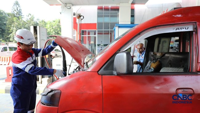 Bukan BBM, Ramai Warga Bekasi Pakai Gas untuk Bahan Bakar Kendaraannya