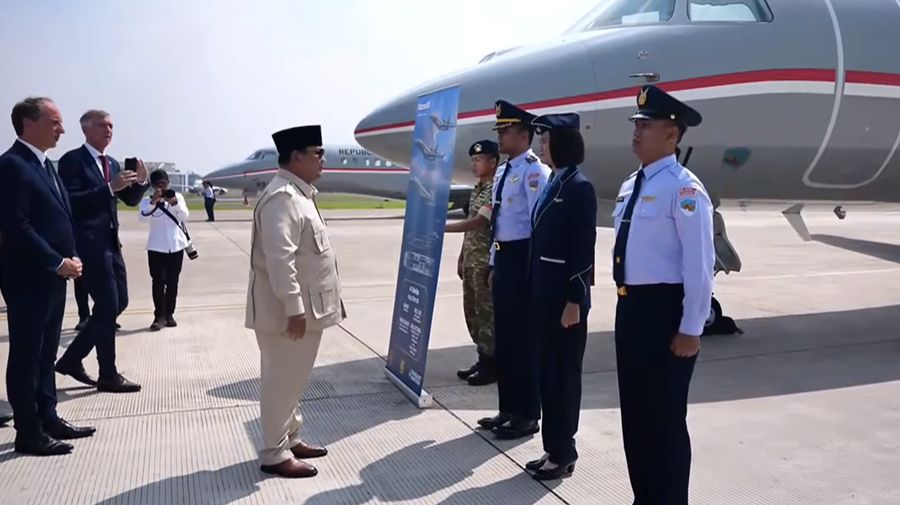 Foto: Presiden Prabowo Subianto menghadiri kegiatan penyerahan alat peralatan pertahanan dan keamanan di Pangkalan Tentara Nasional Indonesia Angkatan Udara Halim Perdanakusuma, Jakarta Timur, Senin (18/5/2026).  (Tangkapan Layar YouTube Sekretariat