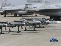 Smart Weapon Hammer dan Rudal Missile Meteor di Lanud Halim Perdana Kusuma, Jakarta, Senin (18/5/2026). (CNBC Indonesia/Muhammad Sabki)