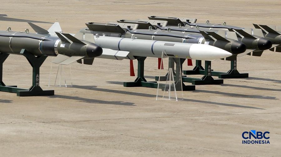Smart Weapon Hammer dan Rudal Missile Meteor di Lanud Halim Perdana Kusuma, Jakarta, Senin (18/5/2026). (CNBC Indonesia/Muhammad Sabki)