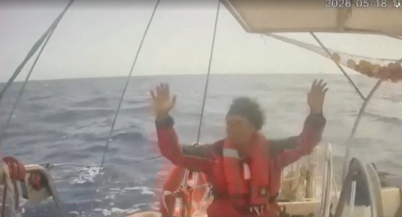Angkatan laut Israel mencegat Armada Global Sumud yang sedang menuju Gaza di perairan internasional, Senin (18/5/2026). (Global Sumud Flotilla/Handout via REUTERS)