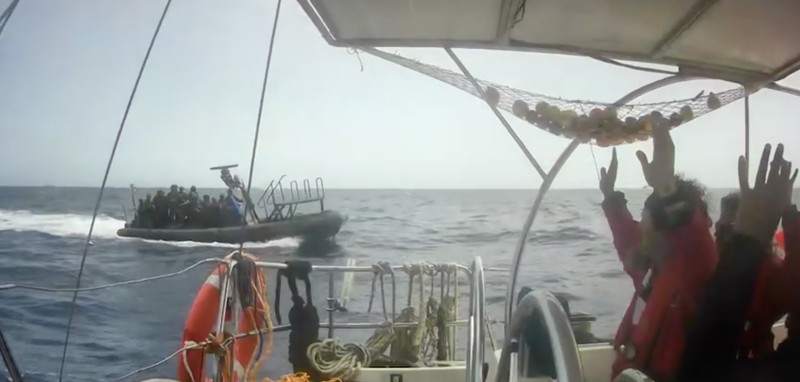 Angkatan laut Israel mencegat Armada Global Sumud yang sedang menuju Gaza di perairan internasional, Senin (18/5/2026). (Global Sumud Flotilla/Handout via REUTERS)