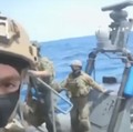 Angkatan laut Israel mencegat Armada Global Sumud yang sedang menuju Gaza di perairan internasional, Senin (18/5/2026). (Global Sumud Flotilla/Handout via REUTERS)