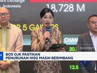 Bos OJK Pastikan Penurunan IHSG Masih Berimbang