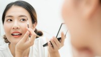 Warna Alis Kegelapan dan Kelihatan Nge-Block? Ini Cara Tone Down-nya 
