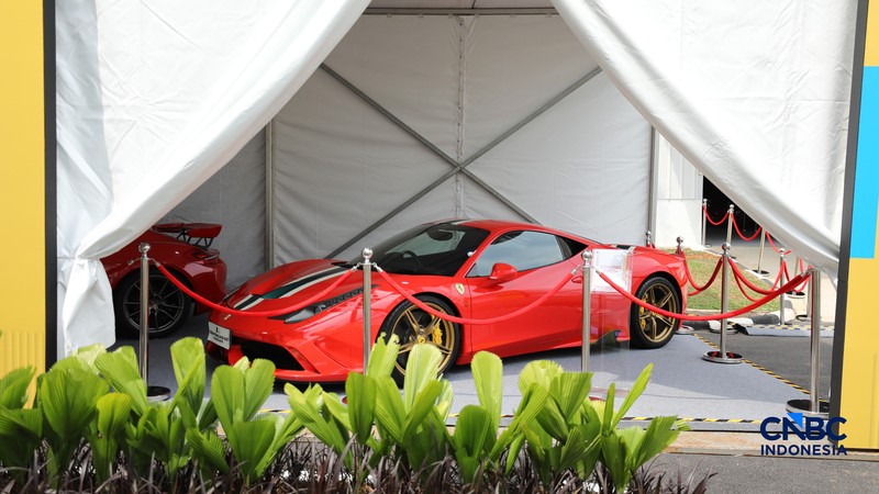 Kendaraan yang dilelang dalam pameran BPA Fair di Kantor BPA, Jalan Kebagusan Raya, Jakarta, Selasa (19/5/2026). (CNBC Indonesia/Tri Susilo)