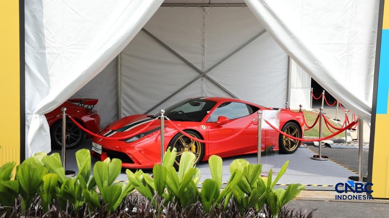 Kendaraan yang dilelang dalam pameran BPA Fair di Kantor BPA, Jalan Kebagusan Raya, Jakarta, Selasa (19/5/2026). (CNBC Indonesia/Tri Susilo)