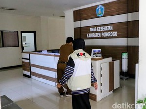 Penyidik KPK Kembali ke Ponorogo, Kali Ini Obok-obok Kantor Dinkes