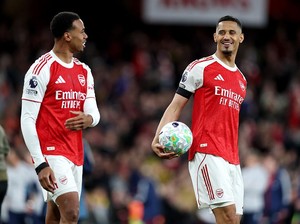 Pertahanan Baja Bikin Arsenal Juara