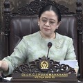 Ketua DPR RI Puan Maharani dalam Rapat Paripurna DPR RI ke-19 Terkait KEM dan PPKF RAPBN 2027 di Gedung DPR RI, Jakarta, Rabu (20/5/2026). (YouTube/ Sekretarat Presiden)