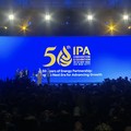 Menteri ESDM, Bahlil Lahadalia saat melakukan seremonial pembukaan dan peresmian IPA Convention and Exhibition 2026 di ICE BSD, Tangerang, Rabu (20/5/2026). (Tangkapan Layar Youtube/KementerianESDM)