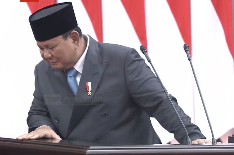 Presiden Prabowo Subianto menyampaikan pidato saat menghadiri Rapat Paripurna DPR RI ke-19 Terkait KEM dan PPKF RAPBN 2027 di Gedung DPR RI, Jakarta, Rabu (20/5/2026). (Pool/Wartawan Parlemen)