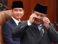 Presiden Prabowo Subianto menyampaikan pidato saat menghadiri Rapat Paripurna DPR RI ke-19 Terkait KEM dan PPKF RAPBN 2027 di Gedung DPR RI, Jakarta, Rabu (20/5/2026). (REUTERS/Willy Kurniawan)