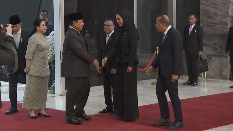 Presiden Prabowo Subianto tiba untuk menghadiri Rapat Paripurna DPR RI ke-19 Terkait KEM dan PPKF RAPBN 2027 di Gedung DPR RI, Jakarta, Rabu (20/5/2026). (YouTube/ Sekretarat Presiden)