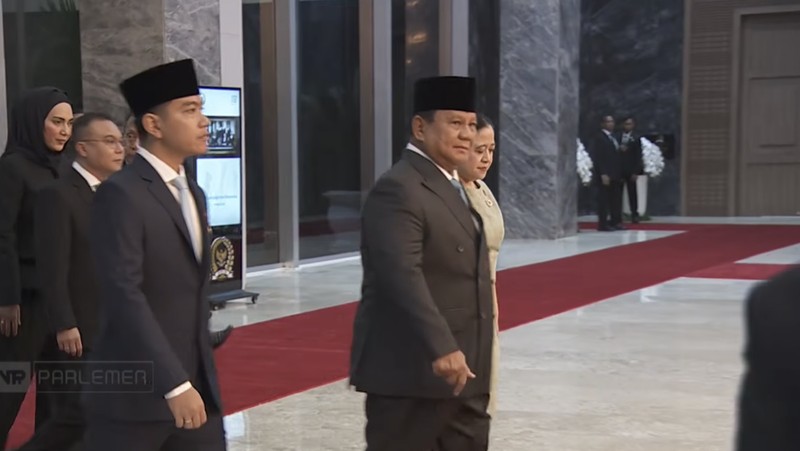 Presiden Prabowo Subianto tiba untuk menghadiri Rapat Paripurna DPR RI ke-19 Terkait KEM dan PPKF RAPBN 2027 di Gedung DPR RI, Jakarta, Rabu (20/5/2026). (YouTube/ Sekretarat Presiden)