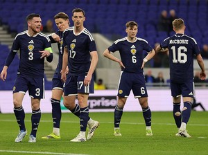 Robertson: Duel dengan Brasil Dambaan Setiap Pesepakbola