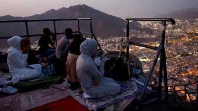 Gunung Al-Noor Jadi Destinasi Spiritual Favorit Jelang Ibadah Haji
