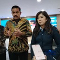 Menteri Usaha Mikro Kecil dan Menengah (UMKM) Maman Abdurrahman dan Menteri Komunikasi dan Digital (Menkomdigi) Meutya Hafid saat ditemui di kantor Kementerian Komunikasi dan Digital, Kamis (21/5/2026). (CNBC Indonesia/Novina Putri Bestari)