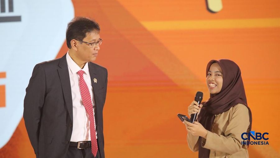 Audiance menyampaikan pertanyaan kepada Menteri Keuangan RI, Purbaya Yudhi Sadewa dalam Jogja Financial Festival 2026 di Jogja Expo Center (JEC), Yogyakarta, DIY, Jumat (22/5/2026). (CNBC Indonesia/Faisal Rahman)