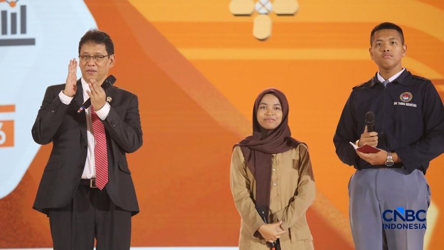 Audience menyampaikan pertanyaan kepada Menteri Keuangan RI, Purbaya Yudhi Sadewa dalam Jogja Financial Festival 2026 di Jogja Expo Center (JEC), Yogyakarta, DIY, Jumat (22/5/2026). (CNBC Indonesia/Faisal Rahman)