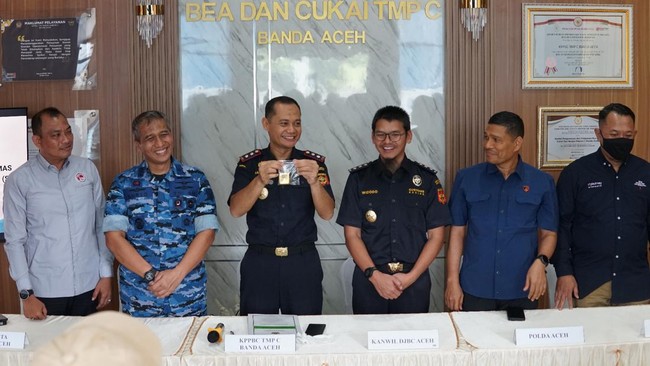 Bea Cukai Aceh Sikat Penyelundupan Emas 527 Gram Rp1,45 M ke Malaysia