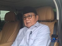 Foto: Gubernur Bank Indonesia periode 2003-2005 Burhanuddin Abdullah di Istana Negara, Jumat (22/5/2026). (CNBC Indonesia/Emir Yanwardhana)