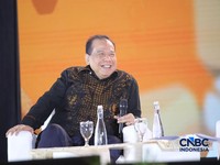Chairman & Founder CT Corp, Chairul Tanjung saat menyampaikan pemaparan dalam Jogja Financial Festival 2026 di Jogja Expo Center (JEC), Yogyakarta, DIY, Jumat (22/5/2026). (CNBC Indonesia/Faisal Rahman)
