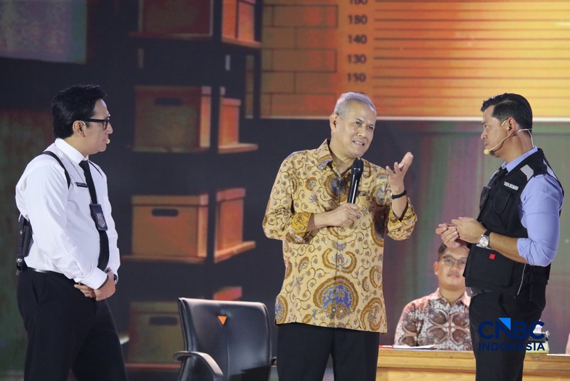 Penampilan Lapor Pak! dalam acara Jogja Financial Festival 2026 di Jogja Expo Center (JEC), Yogyakarta, Jawa Tengah, Jumat (22/5/2026). (CNBC Indonesia/Muhammad Sabki)
