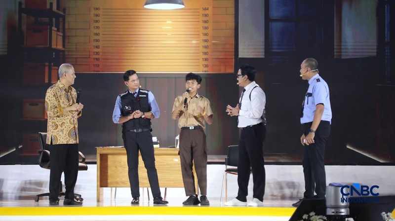 Ketua Dewan Komisioner Lembaga Penjamin Simpanan (LPS) Anggito Abimanyu tampil bersama Lapor Pak! dalam acara Jogja Financial Festival 2026 di Jogja Expo Center (JEC), Yogyakarta, Jawa Tengah, Jumat (22/5/2026).