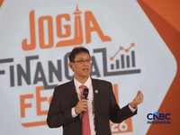 Menteri Keuangan RI, Purbaya Yudhi Sadewa saat menyampaikan pemaparan dalam Jogja Financial Festival 2026 di Jogja Expo Center (JEC), Yogyakarta, DIY, Jumat (22/5/2026). (CNBC Indonesia/Faisal Rahman)