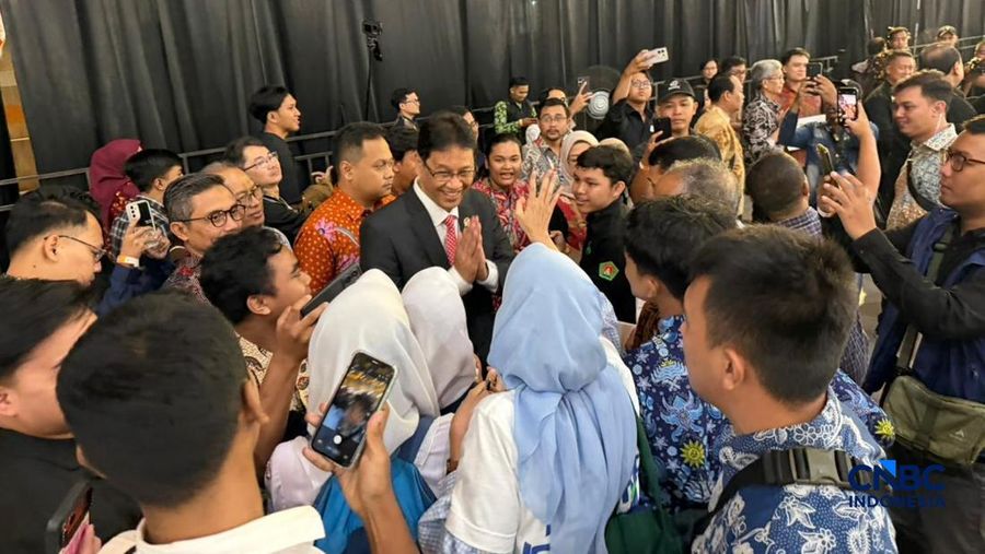 Menteri Keuangan RI, Purbaya Yudhi Sadewa tiba di Jogja Financial Festival 2026 yang berlangsung di Jogja Expo Center (JEC), Yogyakarta, Jumat (22/5/2026). (CNBC Indonesia/Maikel Jefriando)