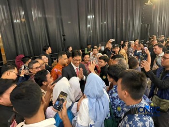 Menteri Keuangan RI, Purbaya Yudhi Sadewa tiba di Jogja Financial Festival 2026 yang berlangsung di Jogja Expo Center (JEC), Yogyakarta, Jumat (22/5/2026). (CNBC Indonesia/Maikel Jefriando)