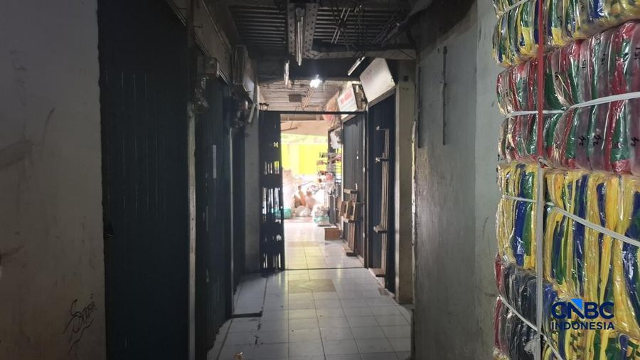 Pedagang Pasar Cipulir, Jakarta Selatan makin resah karena pembeli semakin berkurang, Jumat (22/5/2026).