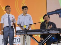 Foto: Staf Khusus  Presiden Bidang Ekonomi Kreatif Yovie Widianto dalam Jogja Financial Festival 2026 di Jogja Expo Center (JEC), Yogyakarta, Jumat (22/5/2026). (CNBC Indonesia/Faisal Rahman)