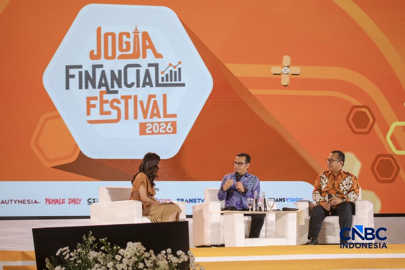 Deputi Gubernur Bank Indonesia, Aida S Budiman saat menyampaikan pemaparan dalam Jogja Financial Festival 2026 di Jogja Expo Center (JEC), Yogyakarta, DIY, Jumat (22/5/2026). (CNBC Indonesia/Faisal Rahman)