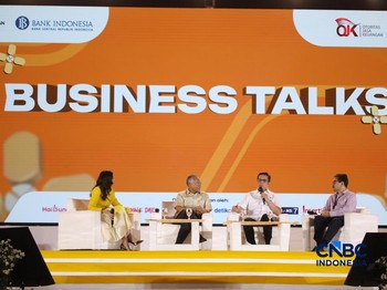 PJS Direktur Utama Bursa Efek Indonesia, Jeffrey Hendrik saat menyampaikan pemaparan dalam Jogja Financial Festival 2026 di Jogja Expo Center (JEC), Yogyakarta, DIY, Sabtu (23/5/2026). (CNBC Indonesia/Faisal Rahman)