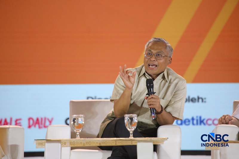 PJS Direktur Utama Bursa Efek Indonesia, Jeffrey Hendrik saat menyampaikan pemaparan dalam Jogja Financial Festival 2026 di Jogja Expo Center (JEC), Yogyakarta, DIY, Sabtu (23/5/2026). (CNBC Indonesia/Faisal Rahman)
