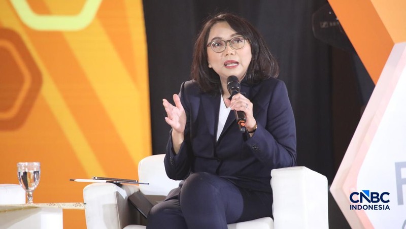 Direktur Keuangan & Strategi - PT Bank Mandiri (Persero) Tbk, Novita Widya Anggraini saat menyampaikan pemaparan dalam Jogja Financial Festival 2026 di Jogja Expo Center (JEC), Yogyakarta, DIY, Sabtu (23/5/2026). (CNBC Indonesia/Faisal Rahman)