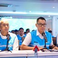 Direktur Utama PLN, Darmawan Prasodjo (tengah) didampingi jajaran direksi PLN saat konferensi pers di Kantor Pusat PLN, Sabtu (23/5) mengatakan seluruh petugas dan tim teknis PLN terus bekerja all out selama 24 jam di lapangan agar pasokan listrik ke