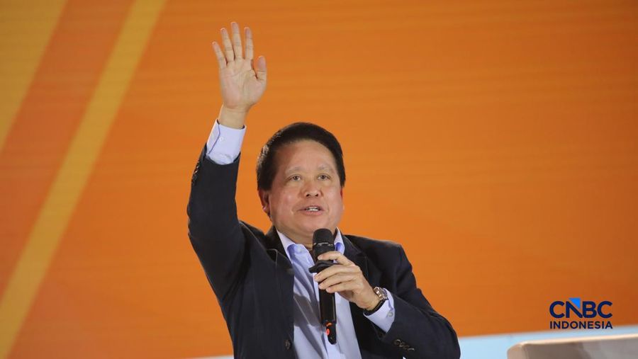Direktur Utama PT Bank Rakyat Indonesia (Persero) Tbk, Hery Gunardi saat menyampaikan pemaparan dalam Jogja Financial Festival 2026 di Jogja Expo Center (JEC), Yogyakarta, DIY, Sabtu (23/5/2026). (CNBC Indonesia/Faisal Rahman)
