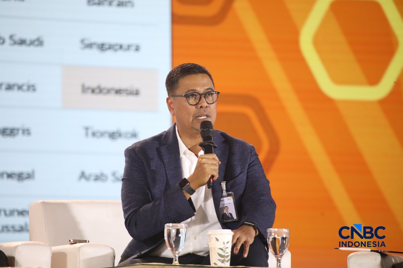 Direktur Utama PT Bank Rakyat Indonesia (Persero) Tbk, Hery Gunardi saat menyampaikan pemaparan dalam Jogja Financial Festival 2026 di Jogja Expo Center (JEC), Yogyakarta, DIY, Sabtu (23/5/2026). (CNBC Indonesia/Faisal Rahman)