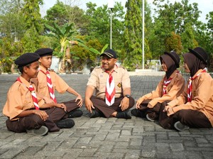 Sempat Bimbang, Rifki Rela Tinggalkan Karier Gemilang demi Sekolah Rakyat